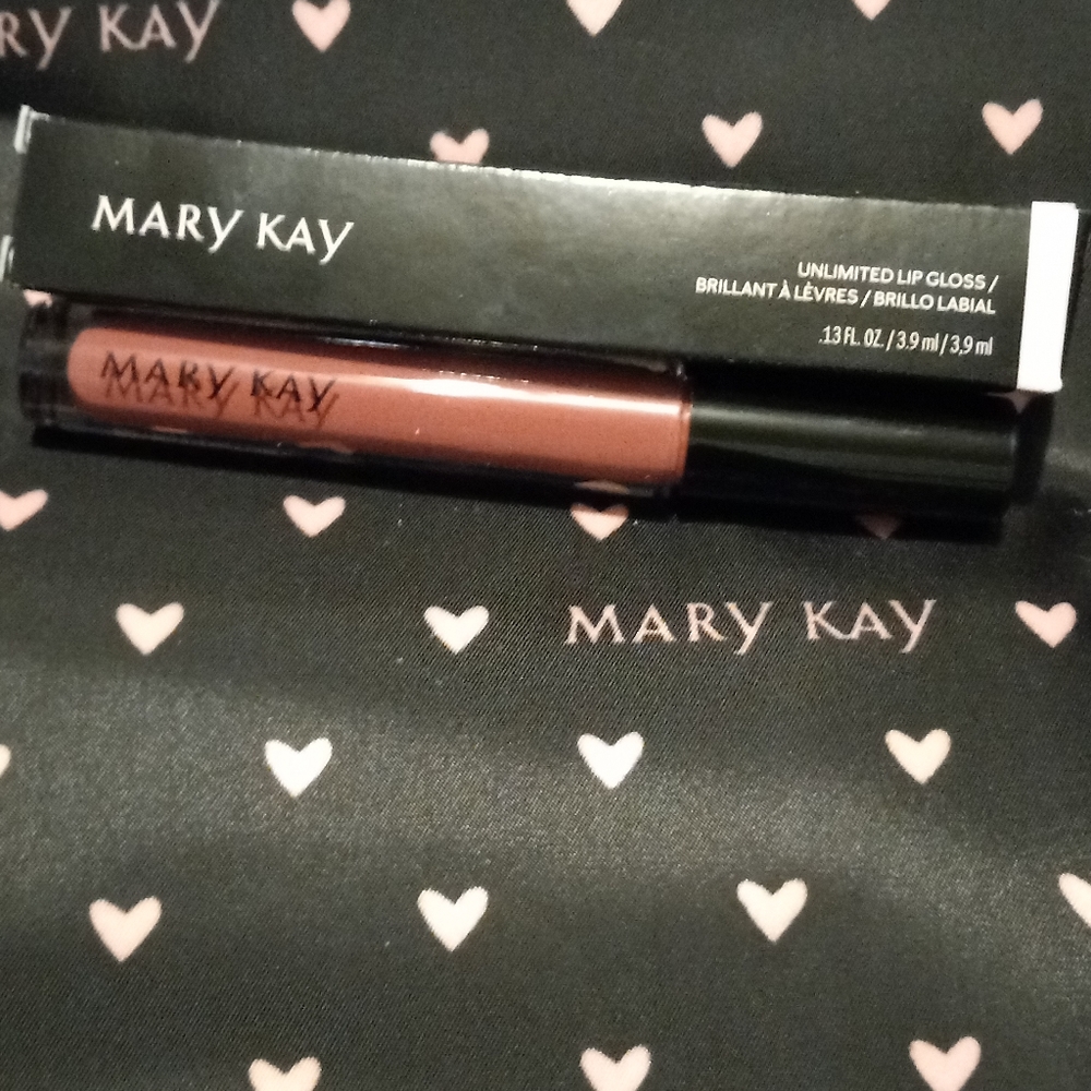 MK Unlimited Lip Gloss